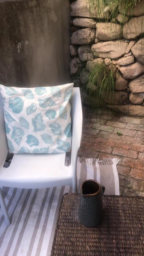 Independent Quaint Flat, Close To Beach Cape Town Eksteriør bilde