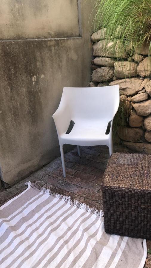 Independent Quaint Flat, Close To Beach Cape Town Eksteriør bilde
